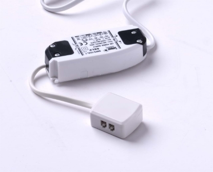 Picture of LED Power Converter 4 Port 8W 12V SY9980A/MF