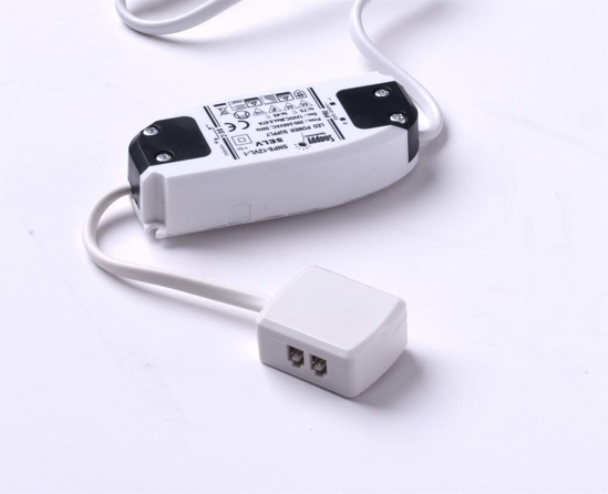 Picture of LED Power Converter 8W 12V SY9980A/MF