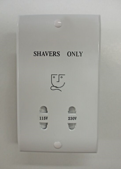 White plate shaver socket for bathroom use